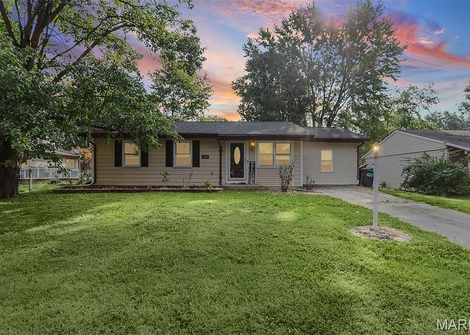 1st image of 1608 Landmark Dr