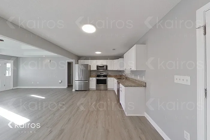 334 Amanda Dr — Photo 7