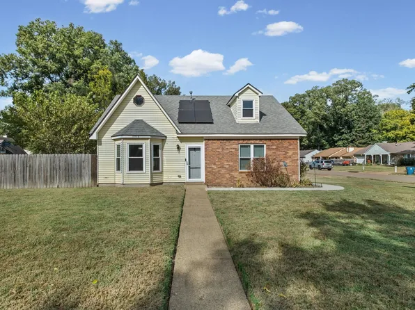 4476 Hunter Bay Dr, Millington, TN 38053