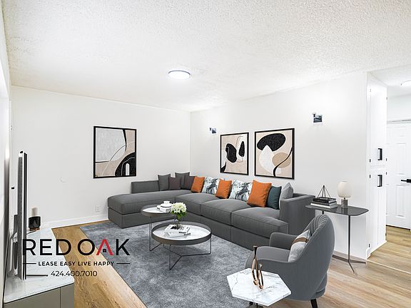 5th image of 220 N Grand Ave #12