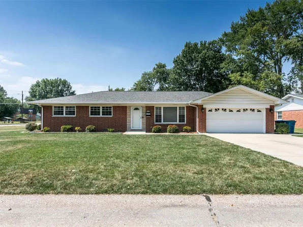 101 Marilyn Ave, Swansea, IL 62226