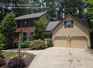 10740 E Bridgford Dr, Cary, NC 27518