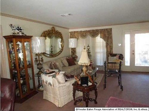5th image of 23443 Chuck Wagon Dr