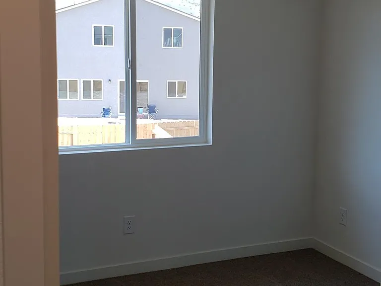 1500 Granary Park Ave — Photo 17