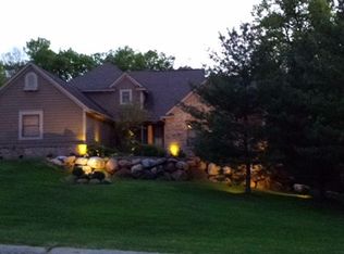 9997 Oak Valley Dr, Clarkston, MI 48348