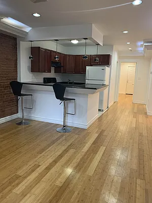 Rented by Coldwell Banker Reliable Real Estate | media 28