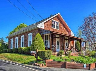 55 Cemetery Rd, Manchester, PA 17345