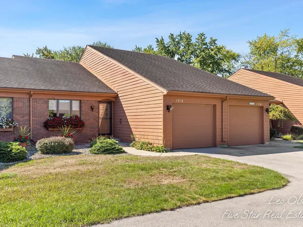 1314 Bent Tree Dr #75, Hudsonville, MI 49426