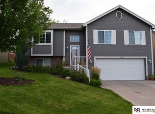 14910 Bauman Ave, Omaha, NE 68116