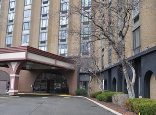 1 Renaissance Pl UNIT 1214, Palatine, IL 60067