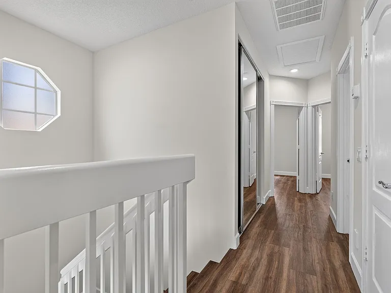 112 Santa Barbara Way — Photo 28
