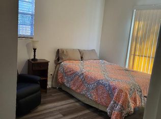 7086 Queen Of Hearts Ct, Jacksonville, FL 32210