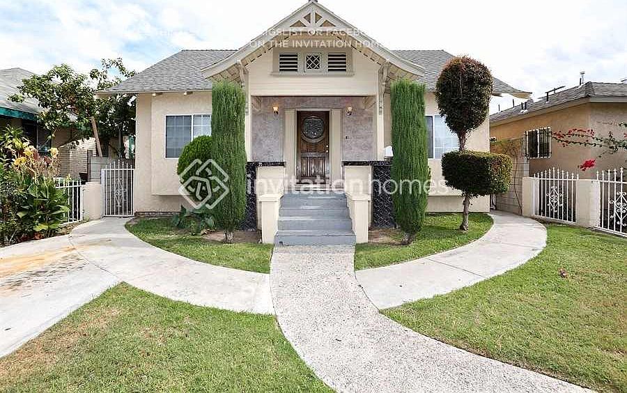 1st image of 3886 La Salle Ave