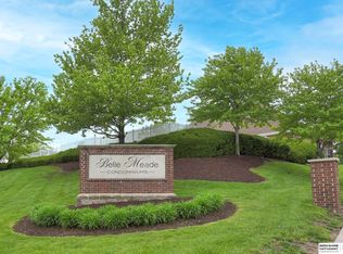 3310 N 147th Ct APT 2210, Omaha, NE 68116