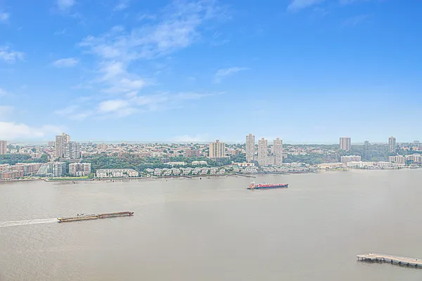 Rented by Nest Seekers International | media 49