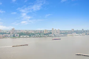 Rented by Nest Seekers International