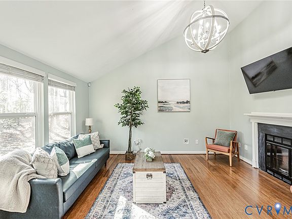 3rd image of 13704 Carriage Creek Pl