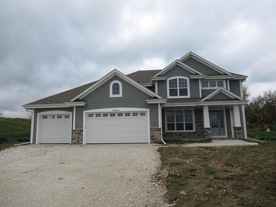 1st image of N73W23604 Craven DRIVE