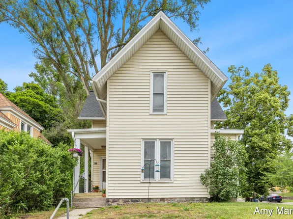 357 Quimby St NE, Grand Rapids, MI 49505