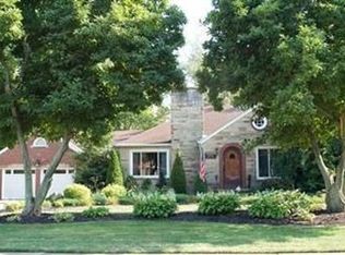 21779 N Park Dr, Fairview Park, OH 44126