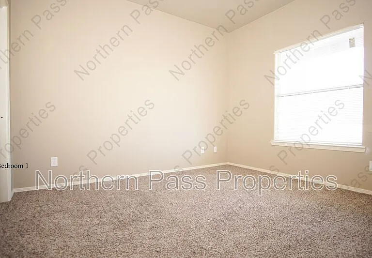 12945 Hueco Hill Dr — Photo 12