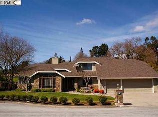 1252 Quandt Rd, Lafayette, CA 94549