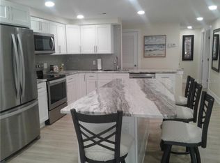 225 Hourglass Way #107SUN, Sarasota, FL 34242