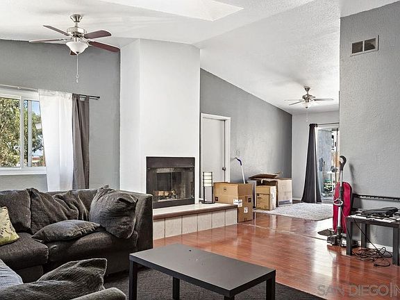 2nd image of 5684 Cervantes Ave
