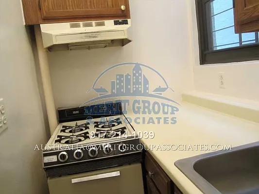 Rented by Merit Group & Associates | media 3