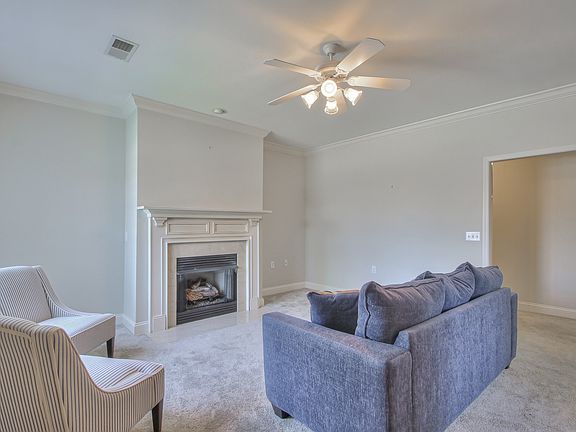 5th image of 230 Wrennewood Ln