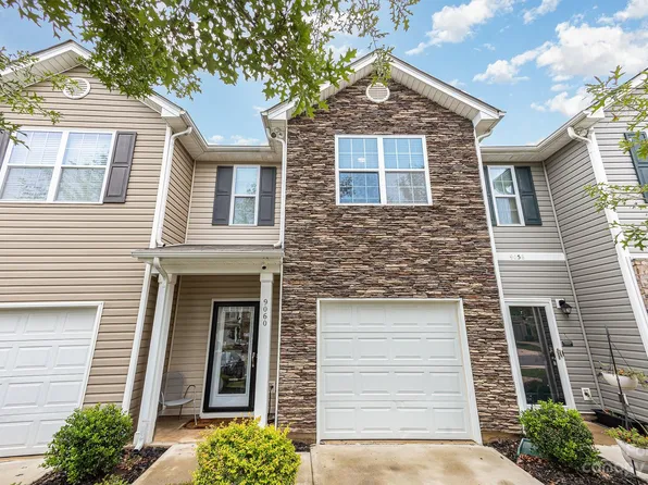 9060 Bradstreet Commons Way, Charlotte, NC 28215