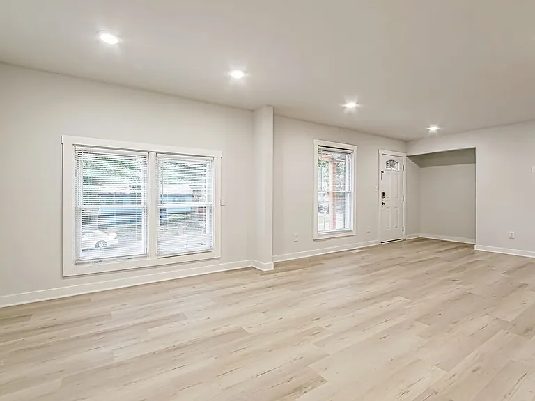 3213 Burntwood Cir — Photo 3