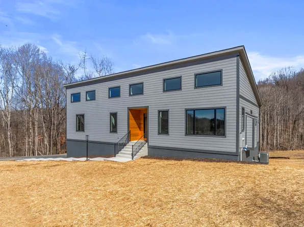 2390 Lonicera Way, Charlottesville, VA 22911