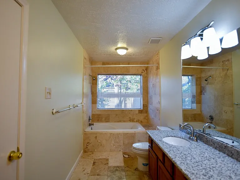 13114 Careywood Dr — Photo 10