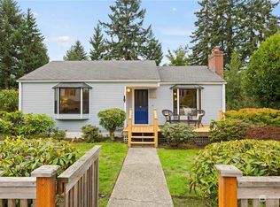 2027 NE 103rd St, Seattle, WA 98125