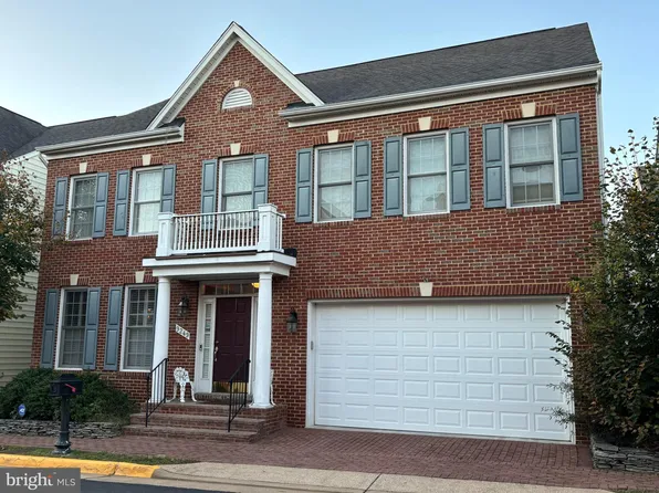 9249 Lee Masey Dr, Lorton, VA 22079