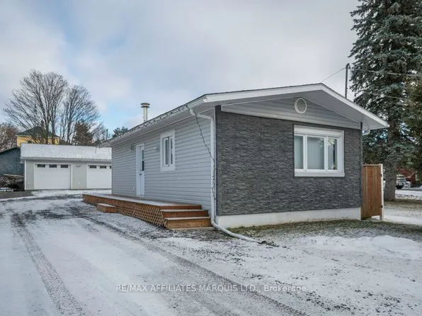 25 Church St, North Stormont, ON K0C 1K0