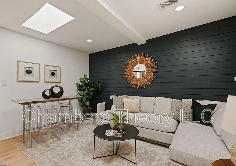 1635 Holbrook St NE #4 — Photo 6