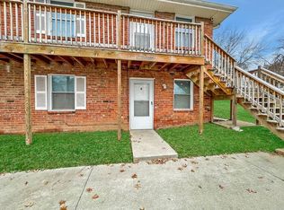 3556 S Lynn St APT B, Independence, MO 64055