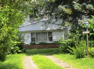 28556 Glasgow St, Southfield, MI 48076