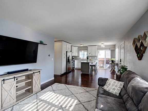 4th image of 1365 Quitman St