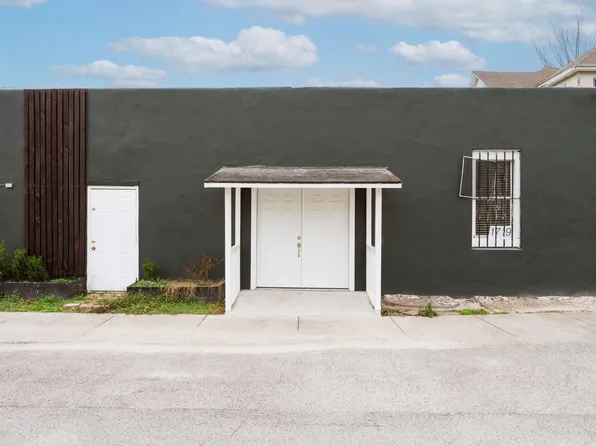 1719 Gentry St, Houston, TX 77009