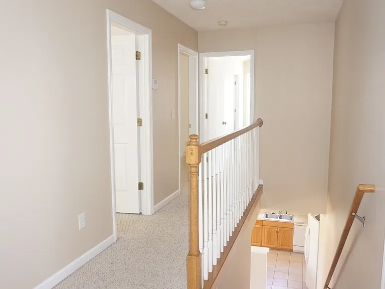 87 Arlington Dr — Photo 24