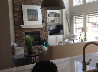 3206 Elm Dr, Urbandale, IA 50322