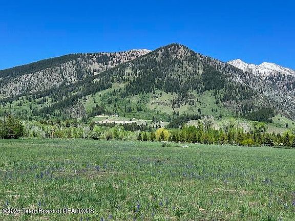 2nd image of 90 Strawberry Creek Private Rd