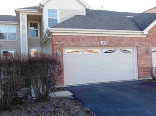 112 Remington Dr, St Charles, IL 60175