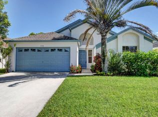 5166 Willow Pond Rd W, West Palm Beach, FL 33417