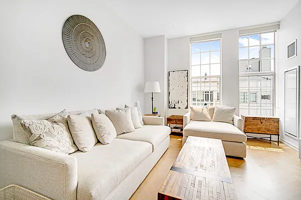 Sold by Compass | media 17