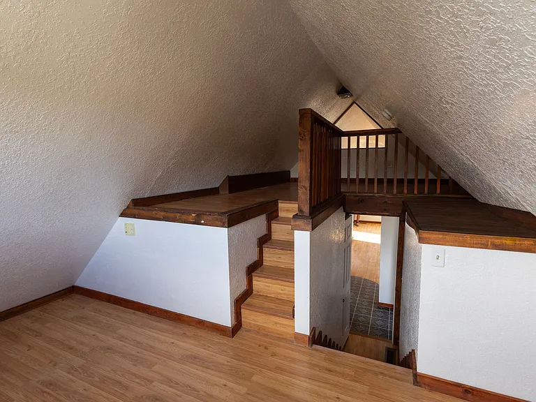611 Railroad Ave — Photo 32
