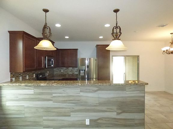 5th image of 24520 W Sheraton Ln